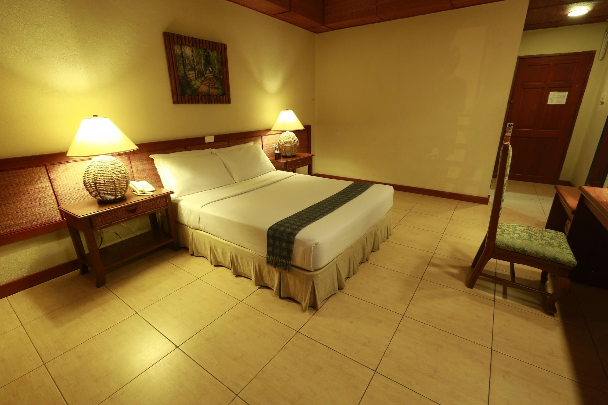 Java Hotel Laoag Exterior photo