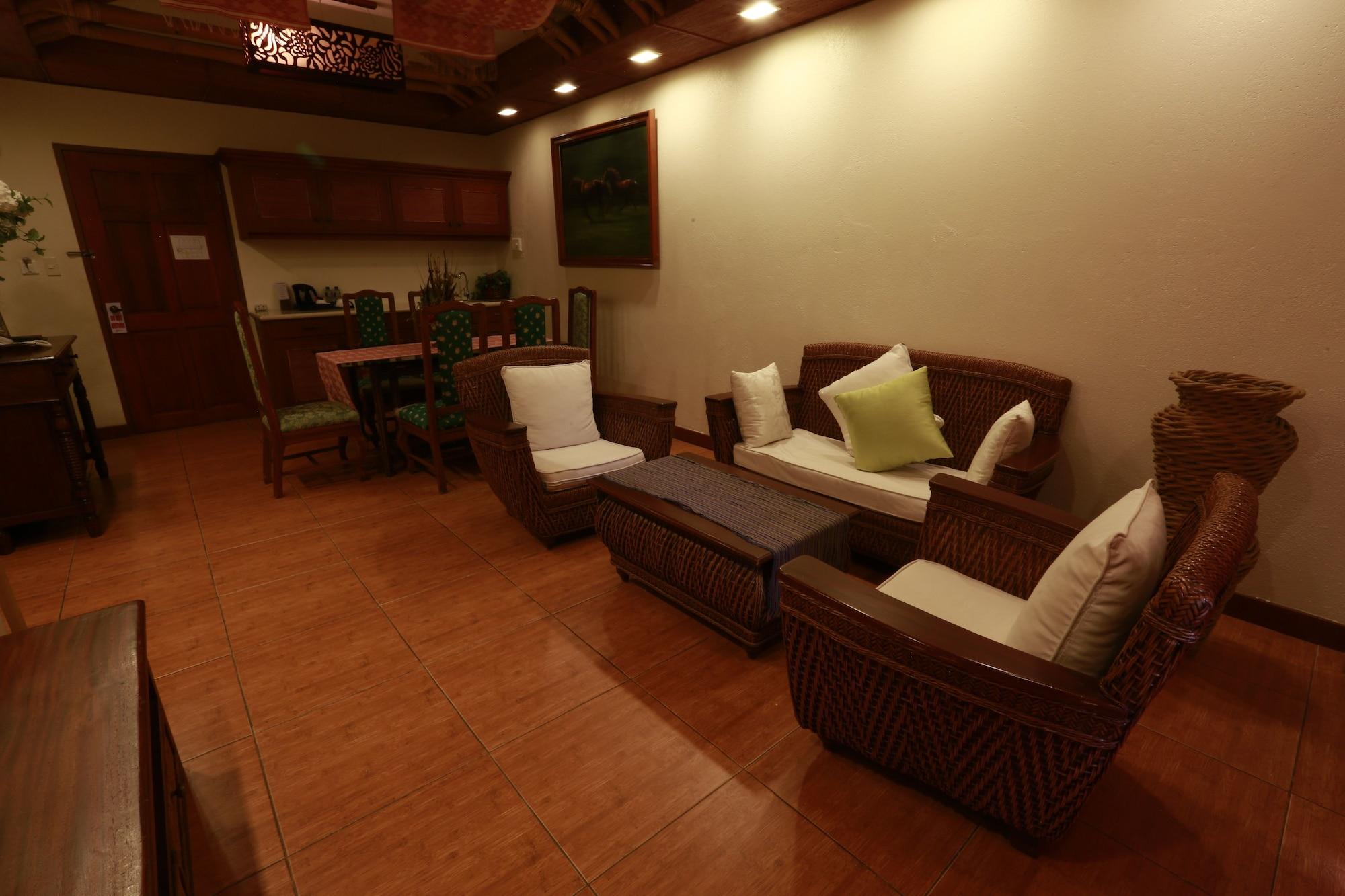 Java Hotel Laoag Exterior photo