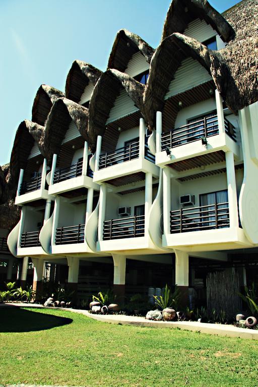 Java Hotel Laoag Exterior photo
