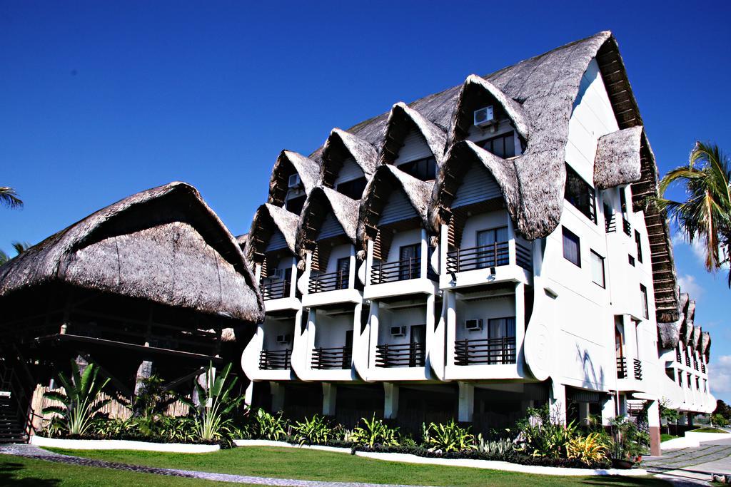 Java Hotel Laoag Exterior photo