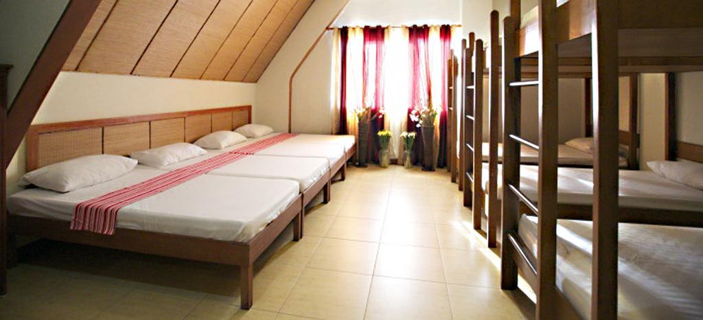 Java Hotel Laoag Exterior photo