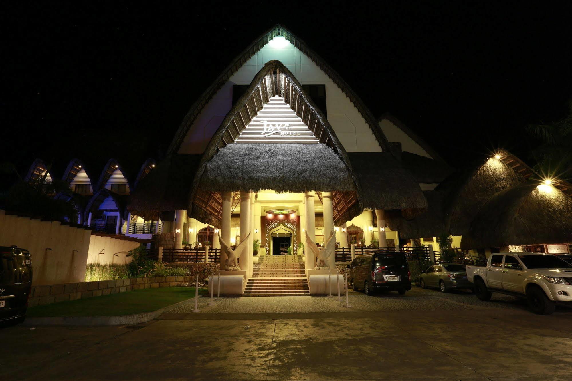 Java Hotel Laoag Exterior photo